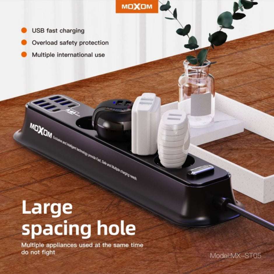 Moxom MX-ST05 Safety power strip with 4 Sockets & 8 USB Ports(6x USB, 2x USB Type-C)