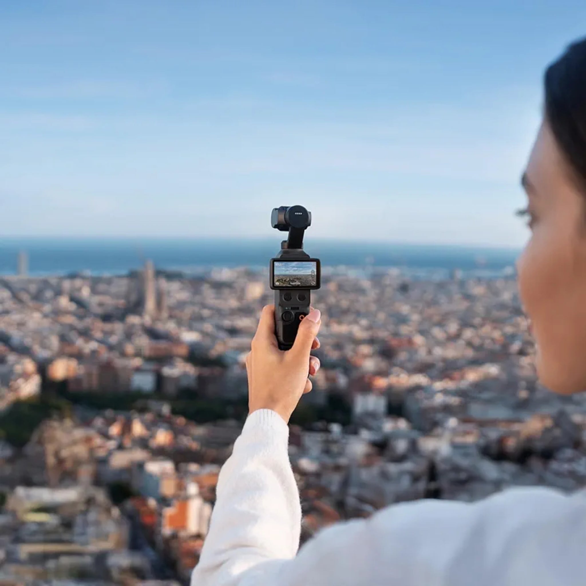 DJI Osmo Pocket 4 Creator Combo